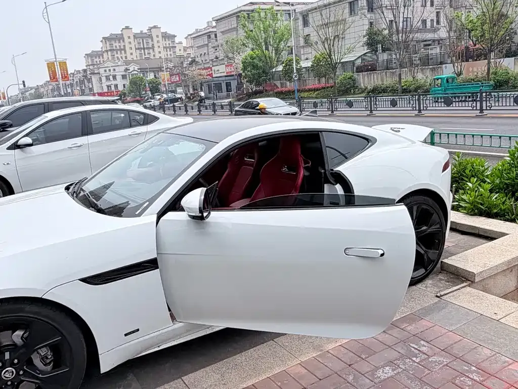 Jaguar F-TYPE 2025 из CN, фото 7