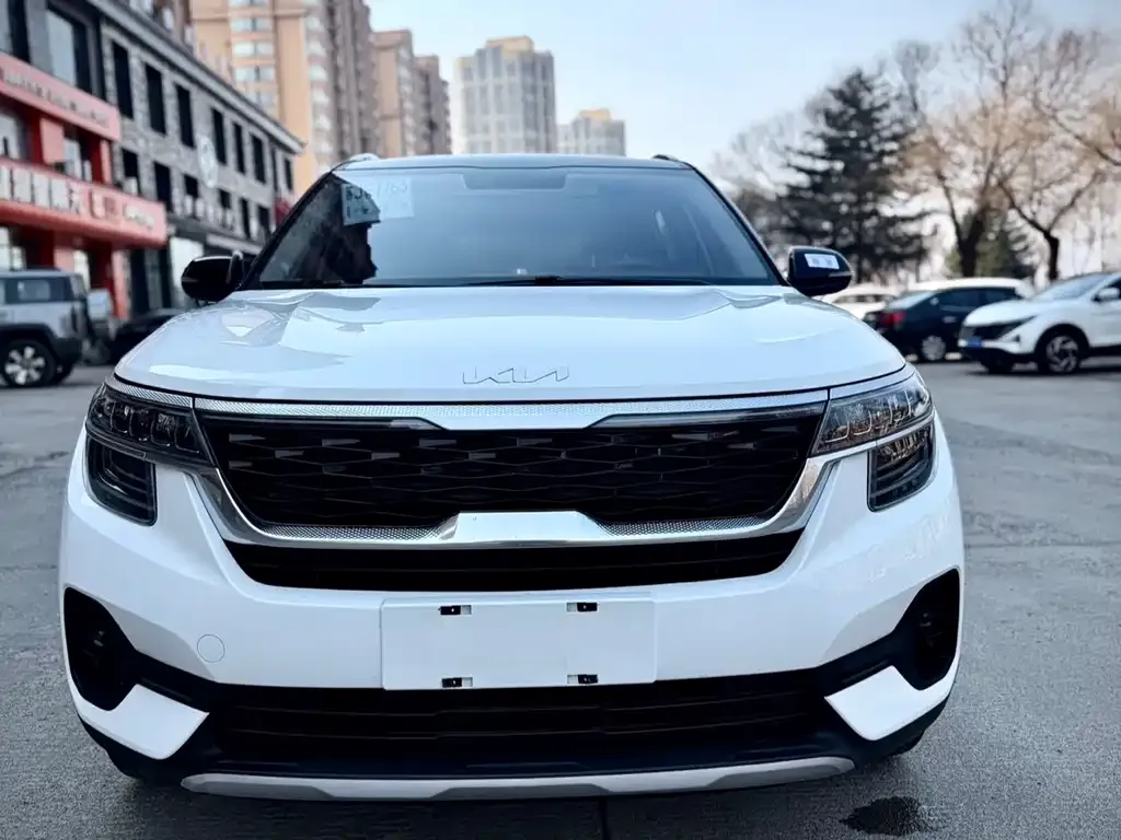 Kia KX3 2021 из CN, фото 2
