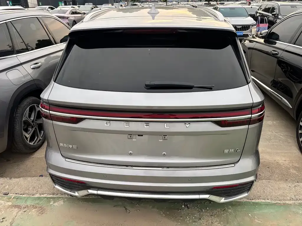 Geely Xingyue L 2024 из CN, фото 4