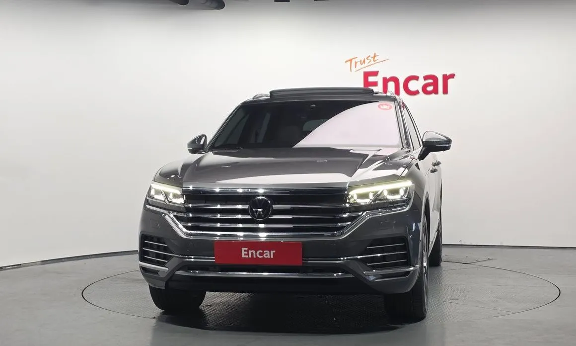 Volkswagen Touareg 2023 из KR, фото 2