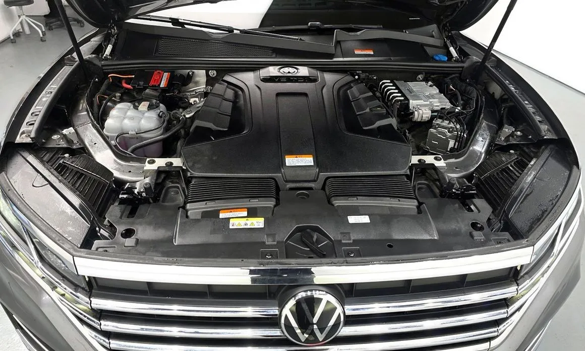 Volkswagen Touareg 2023 из KR, фото 10