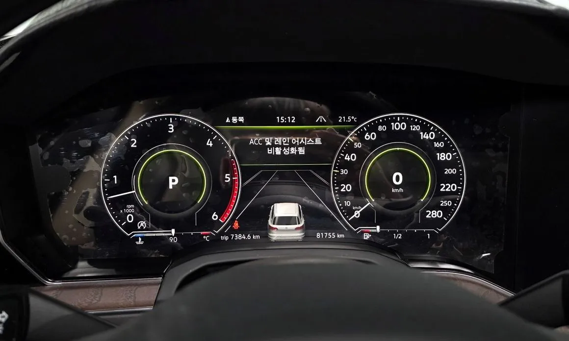 Volkswagen Touareg 2023 из KR, фото 9