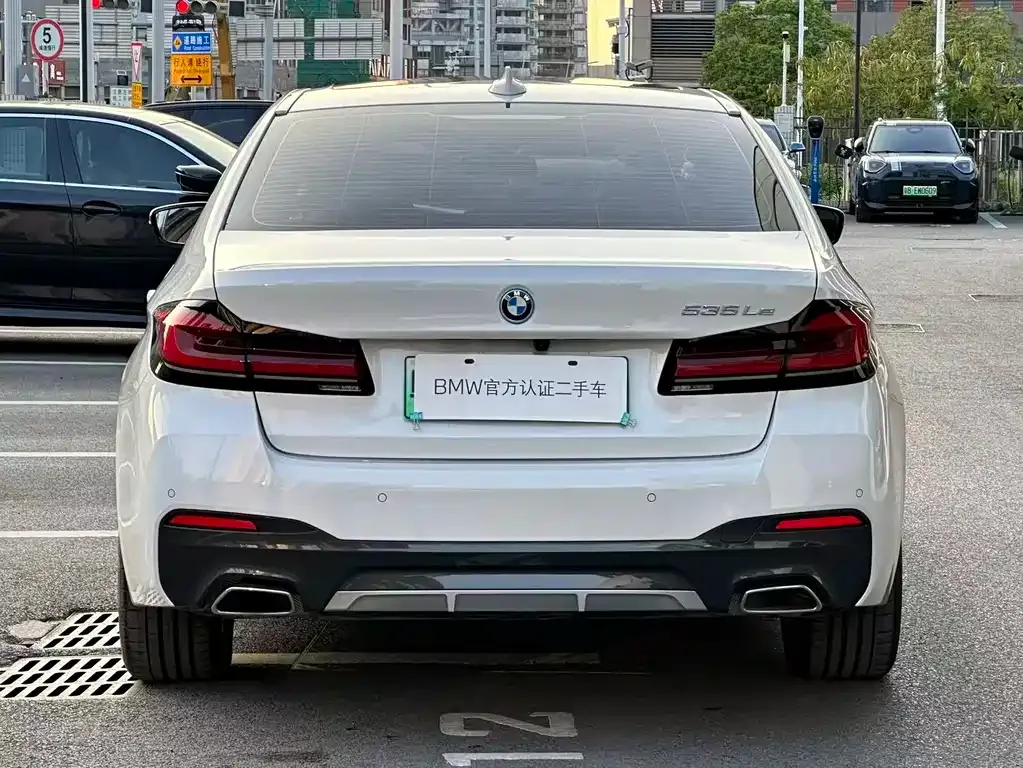 BMW 5 Series New Energy — фото 2