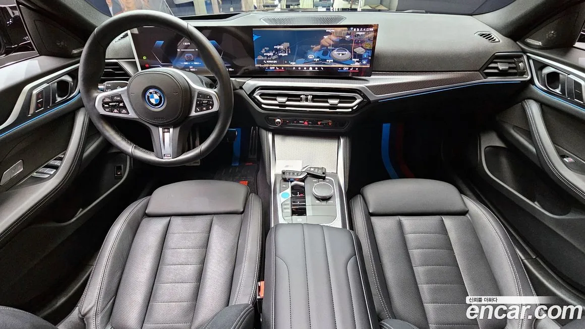 BMW i4 — фото 8