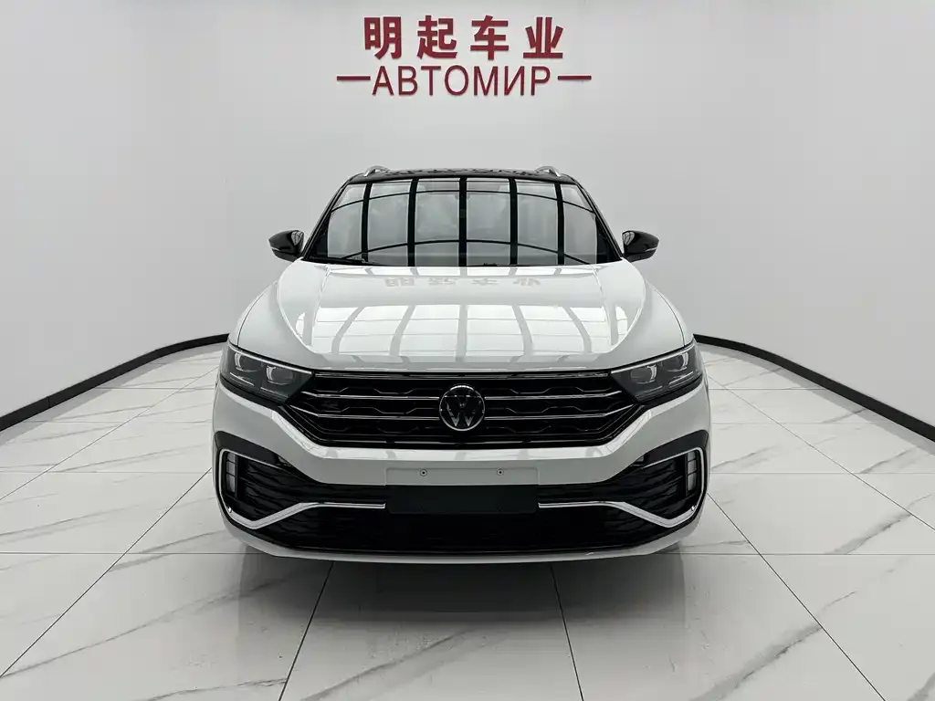 Volkswagen T-Roc — фото 4