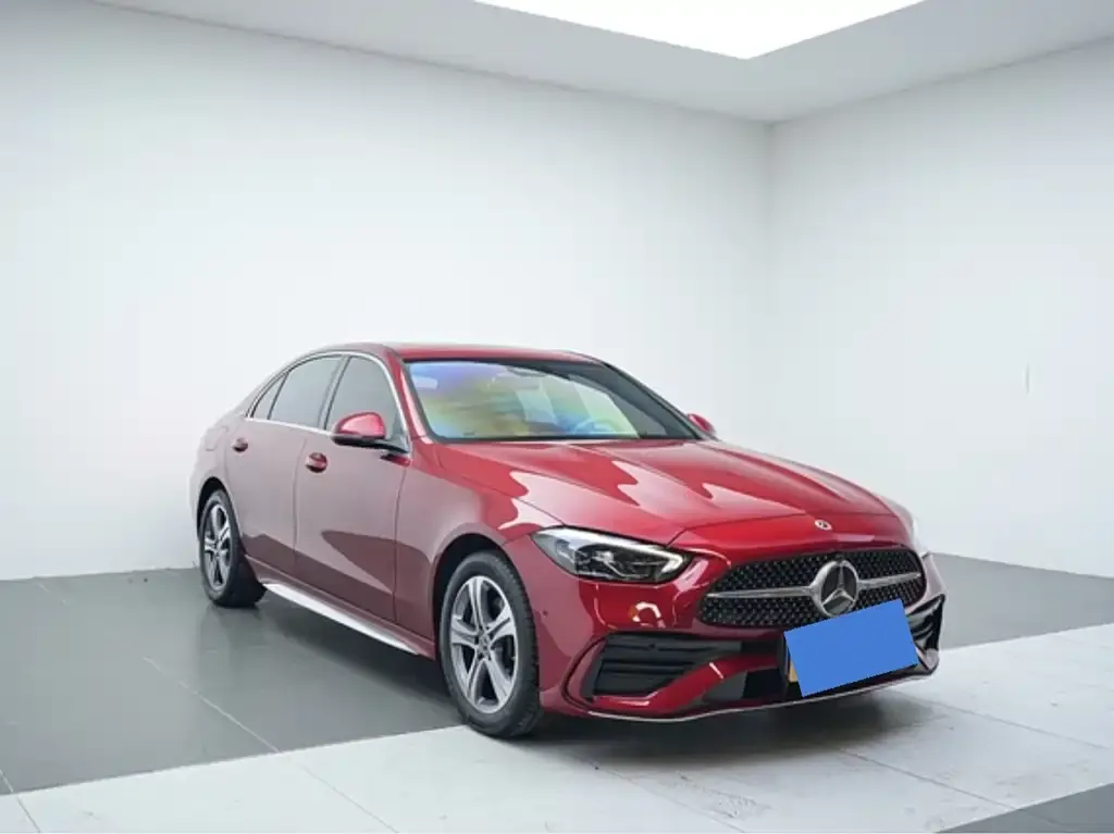 Mercedes-Benz C-Class — фото 1