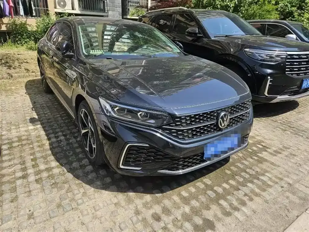 Volkswagen Passat — фото 7