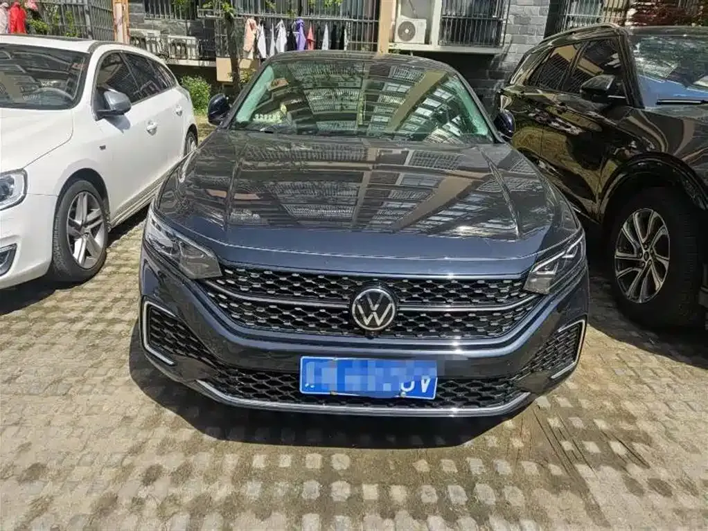 Volkswagen Passat — фото 9