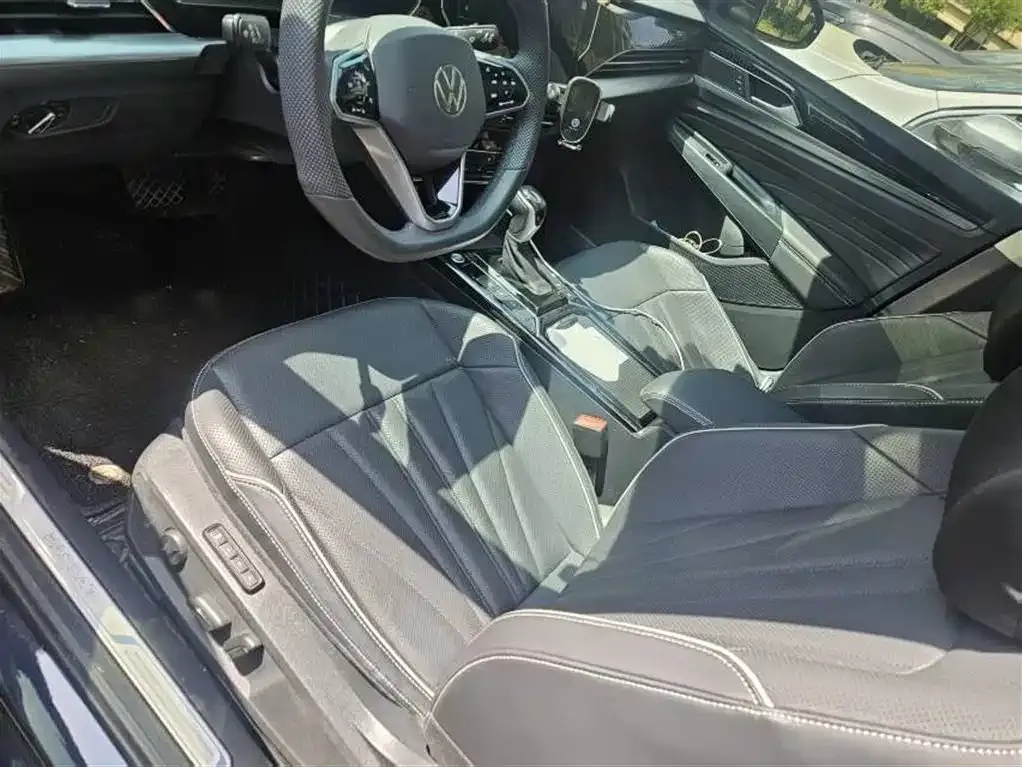 Volkswagen Passat — фото 3