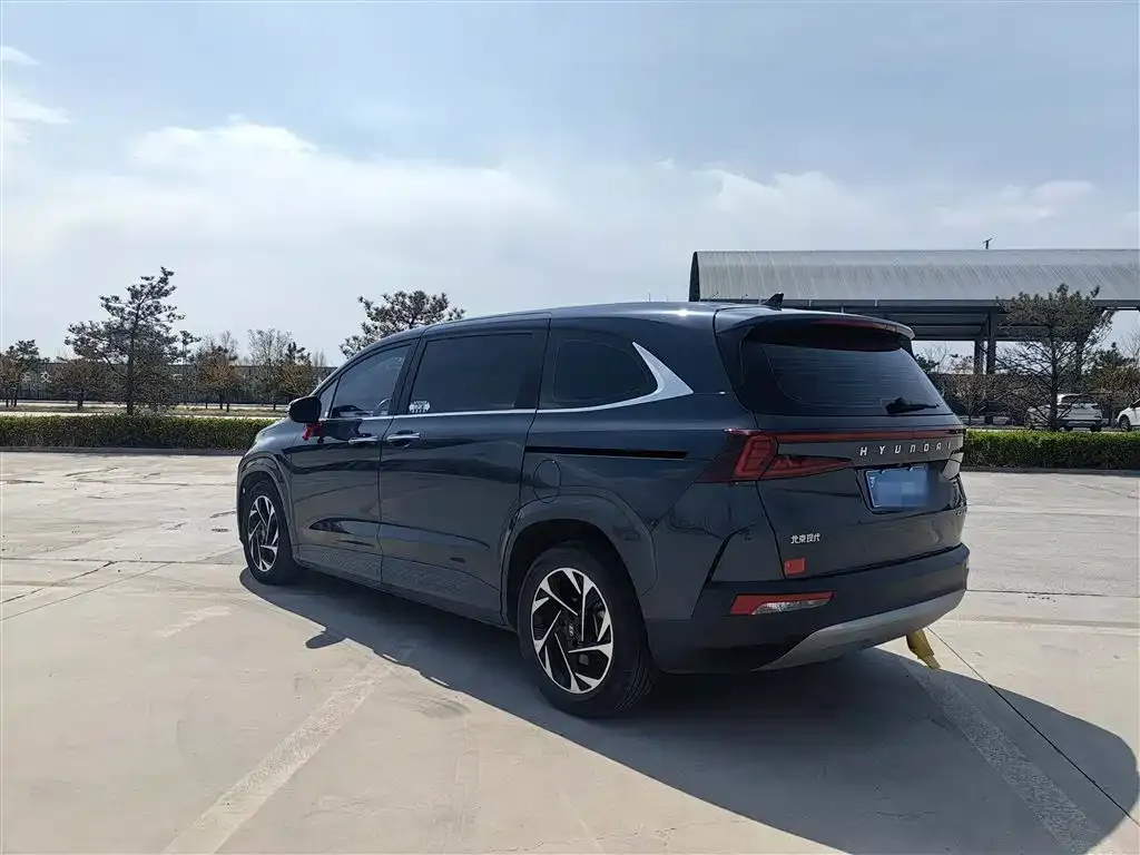 Hyundai Custo — фото 7