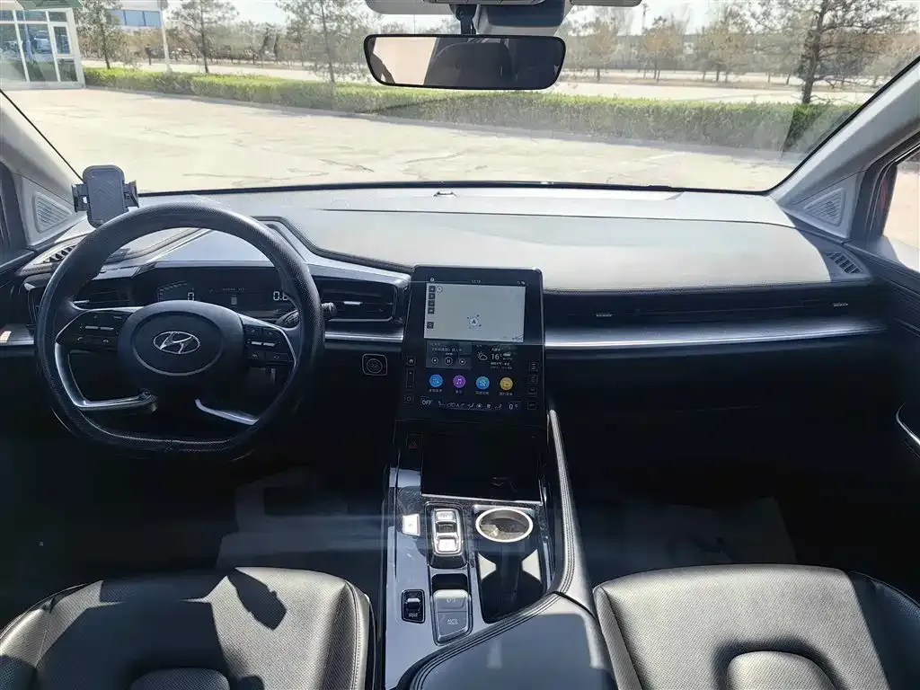 Hyundai Custo — фото 4