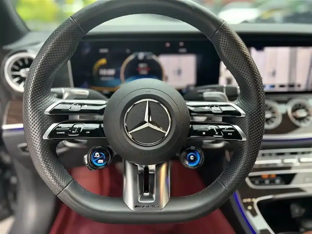 Mercedes-Benz E-Class (Import) — фото 2