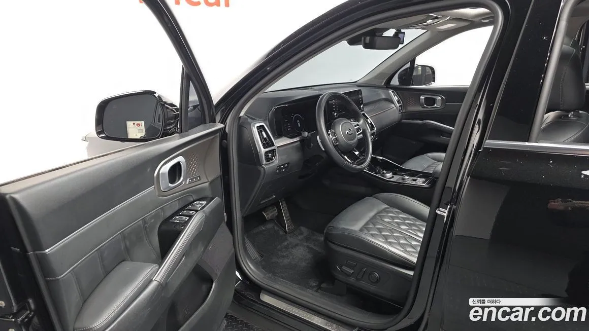 Kia Sorento — фото 6