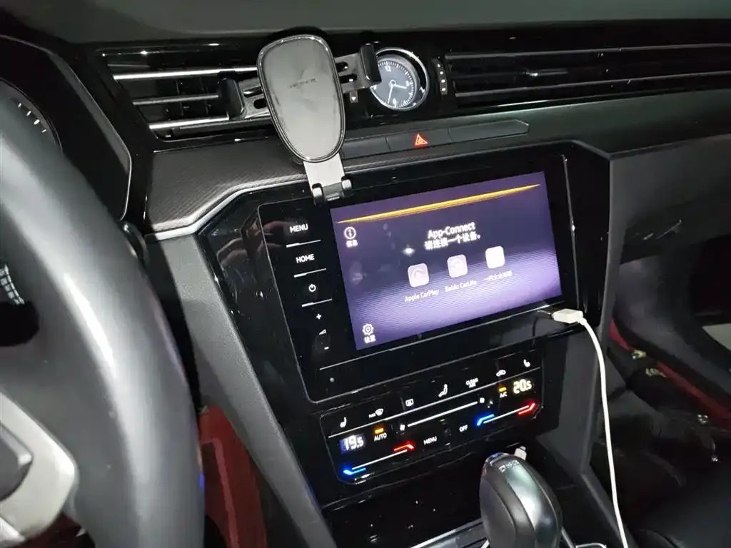 Volkswagen Magotan 2022 из CN, фото 10