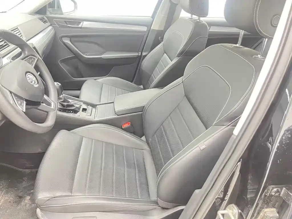 Skoda Superb 2024 из CN, фото 8