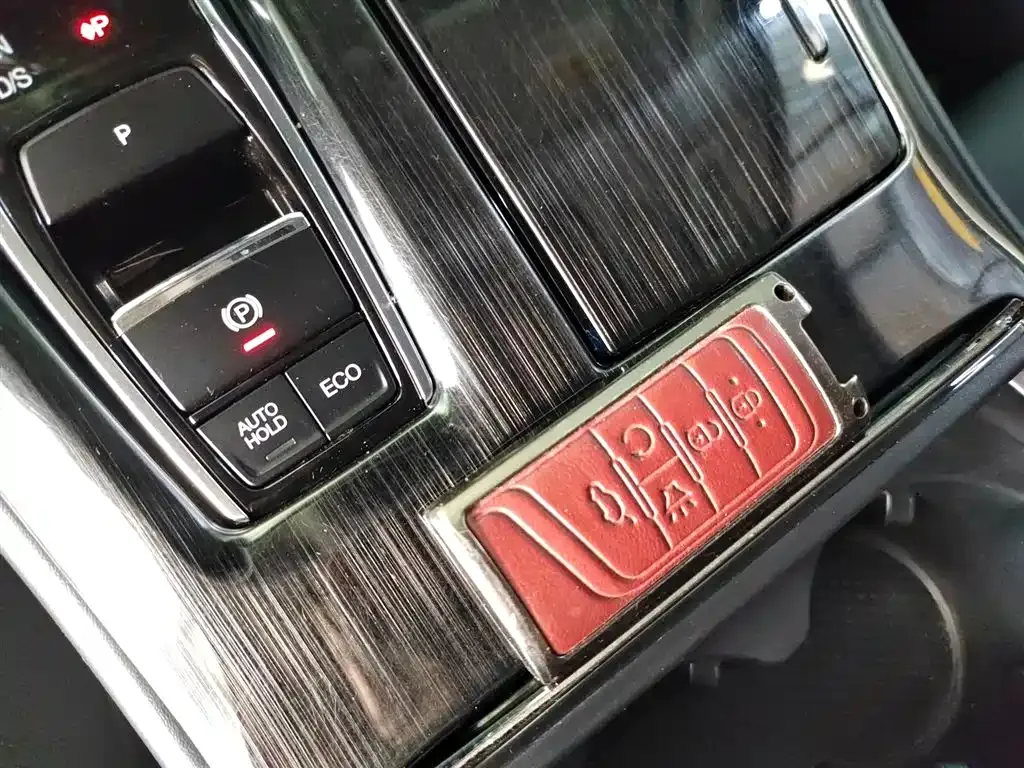 GAC Motor Trumpchi M8 — фото 2