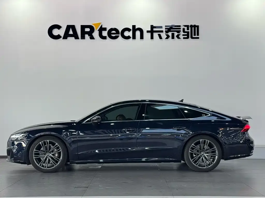 Audi A7 — фото 2