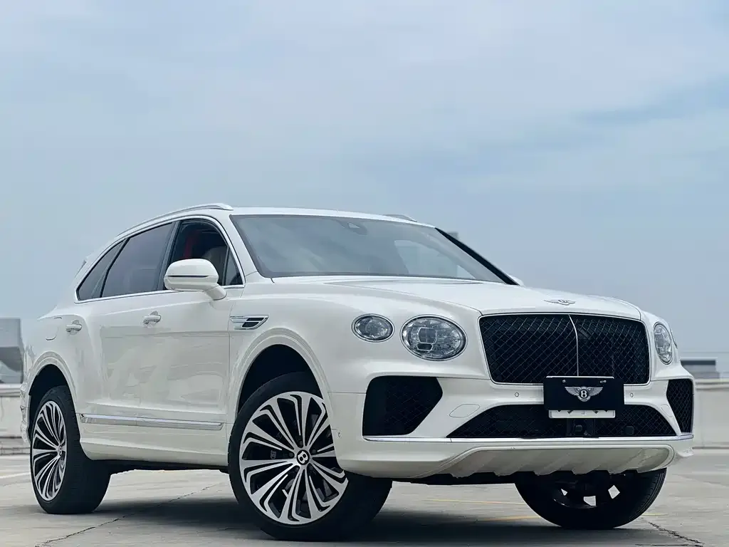 Bentley Bentayga — фото 2
