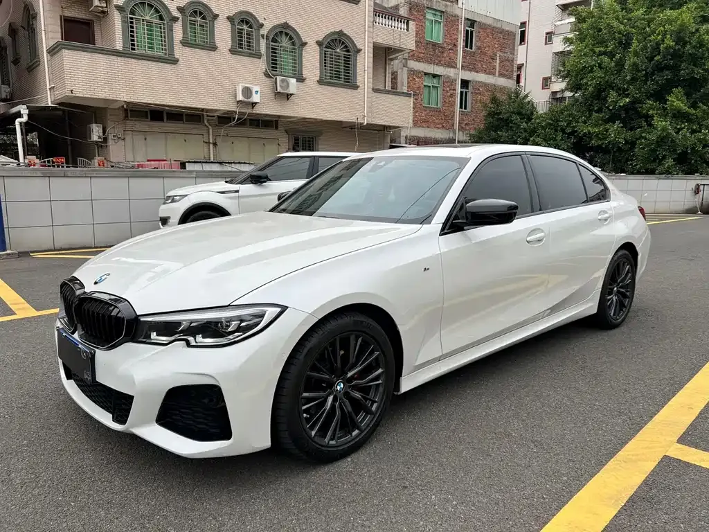 BMW 3 Series — фото 1