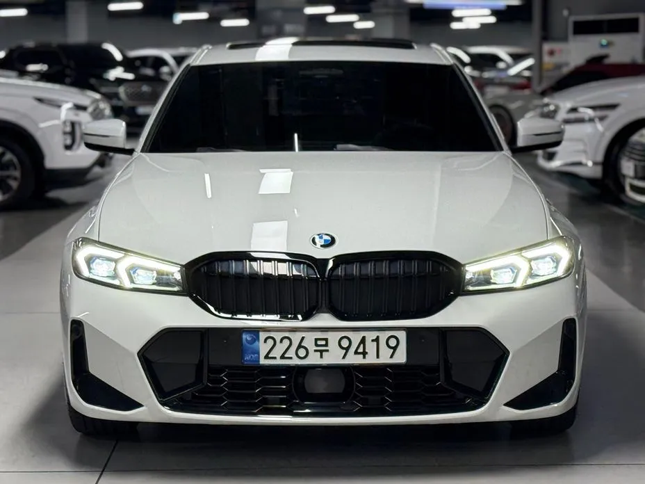 BMW 3-Series — фото 1