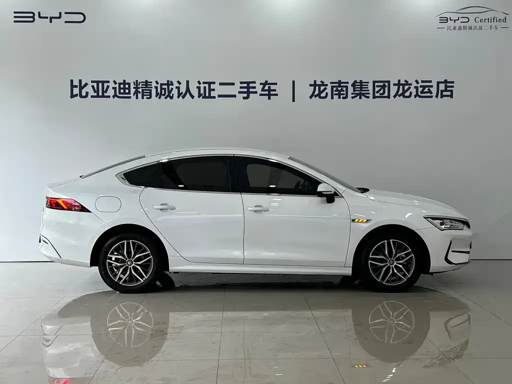 BYD Qin PLUS — фото 9