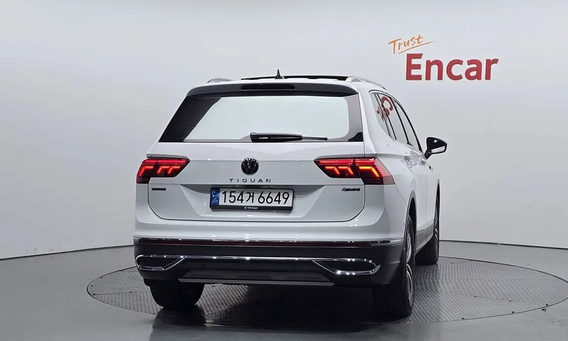 Volkswagen Tiguan 2023 из KR, фото 2