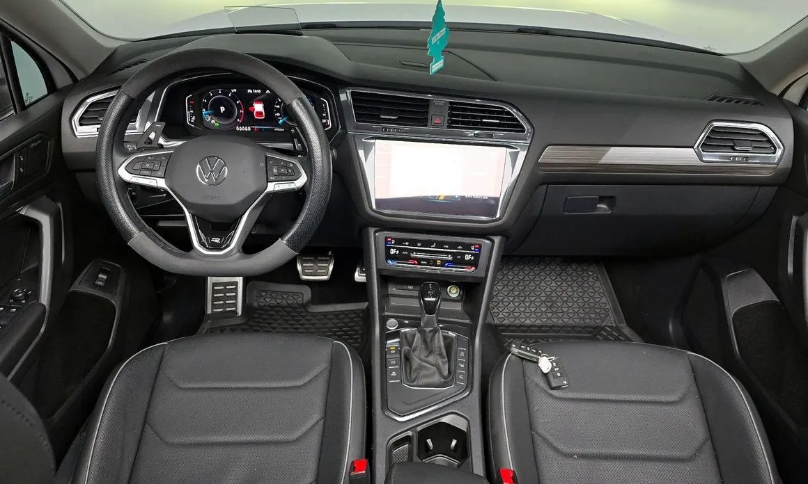 Volkswagen Tiguan 2023 из KR, фото 10