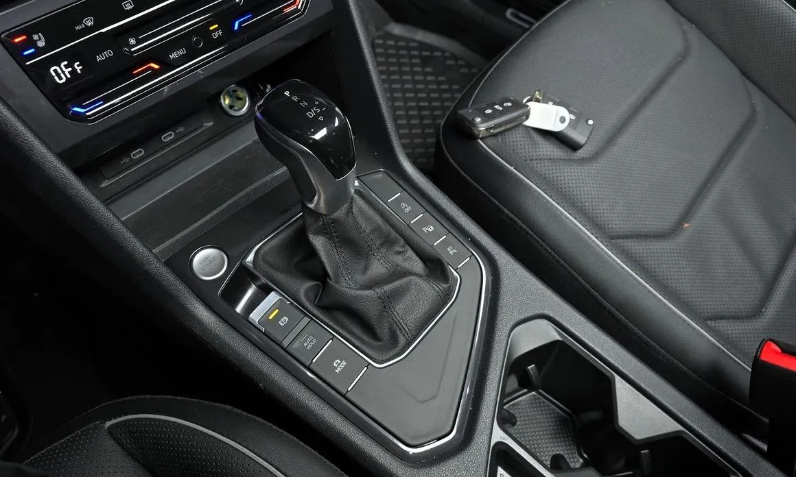Volkswagen Tiguan 2023 из KR, фото 7