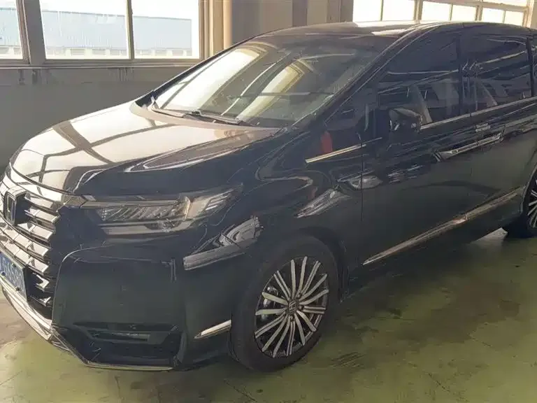 Honda Elysion 2022 из CN, фото 1