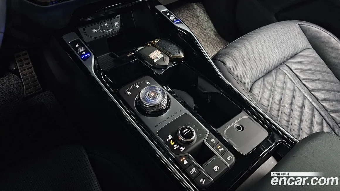 Kia Sorento — фото 9