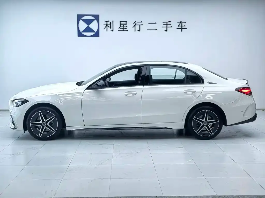 Mercedes-Benz C-Class 2024 из CN, фото 3