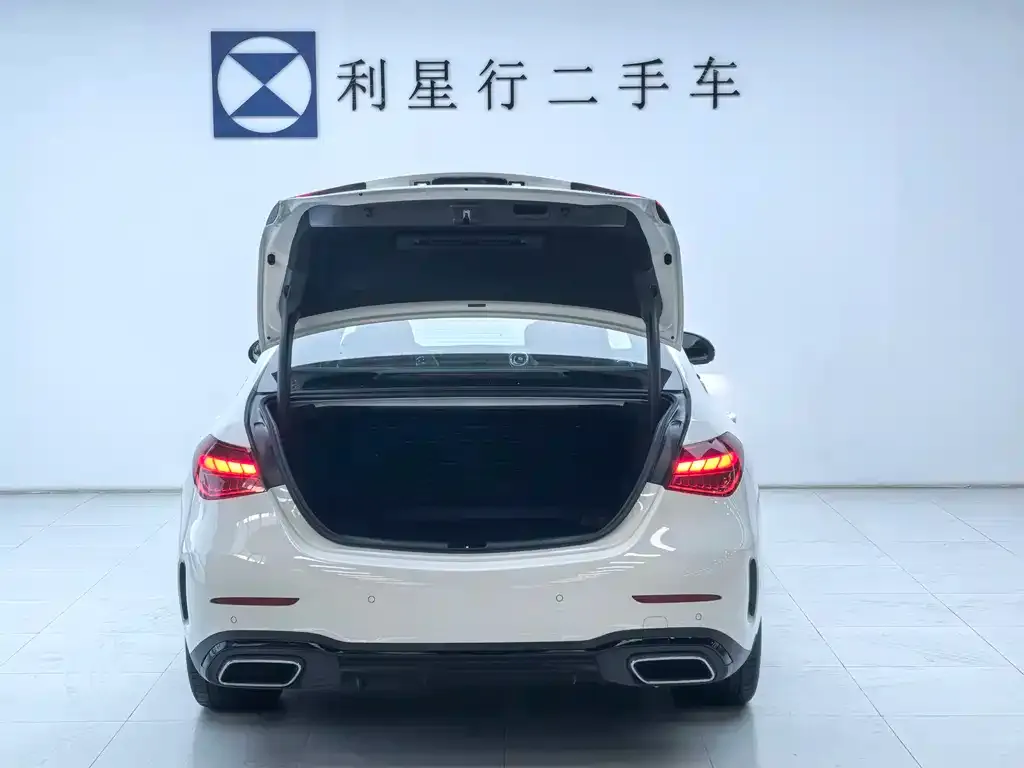 Mercedes-Benz C-Class 2024 из CN, фото 6