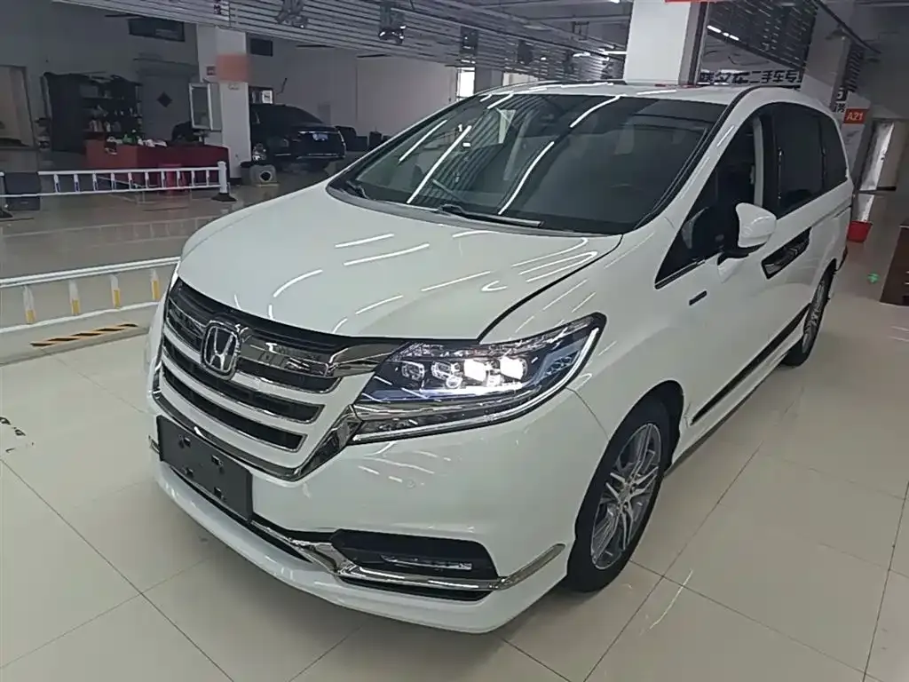Honda Elysion 2021 из CN, фото 3