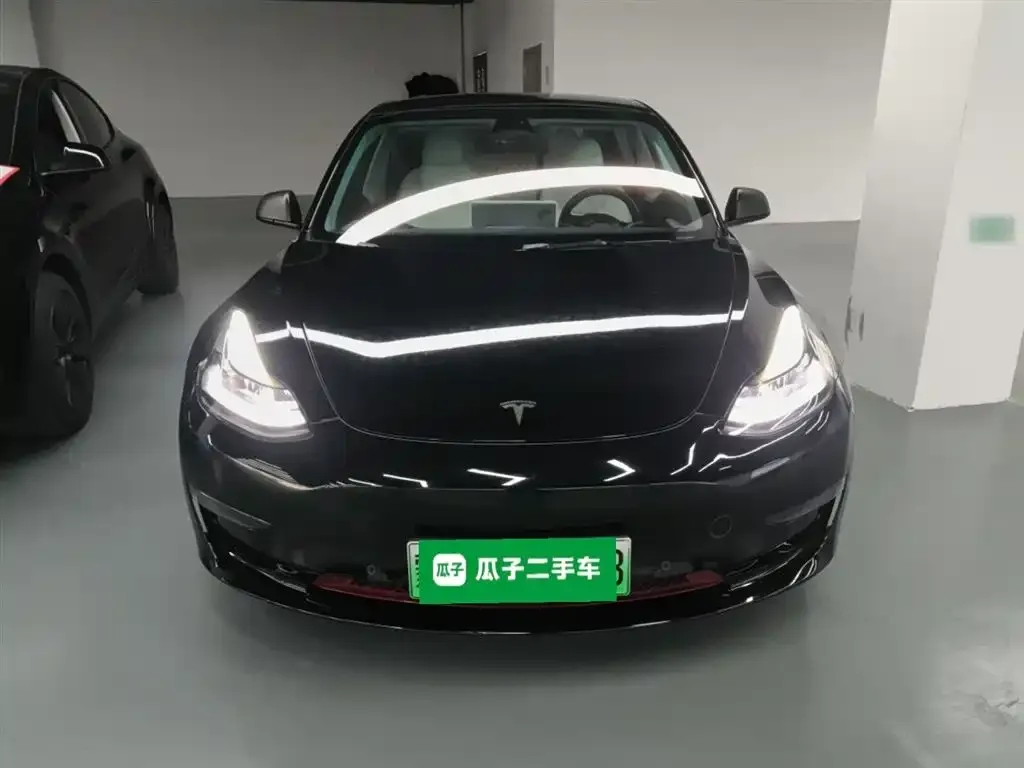 Tesla Model 3 — фото 6