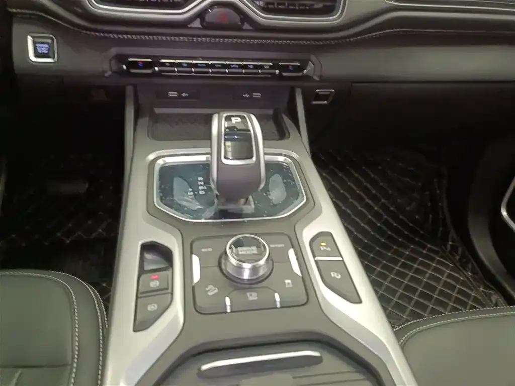 Geely Haoyue 2021 из CN, фото 2
