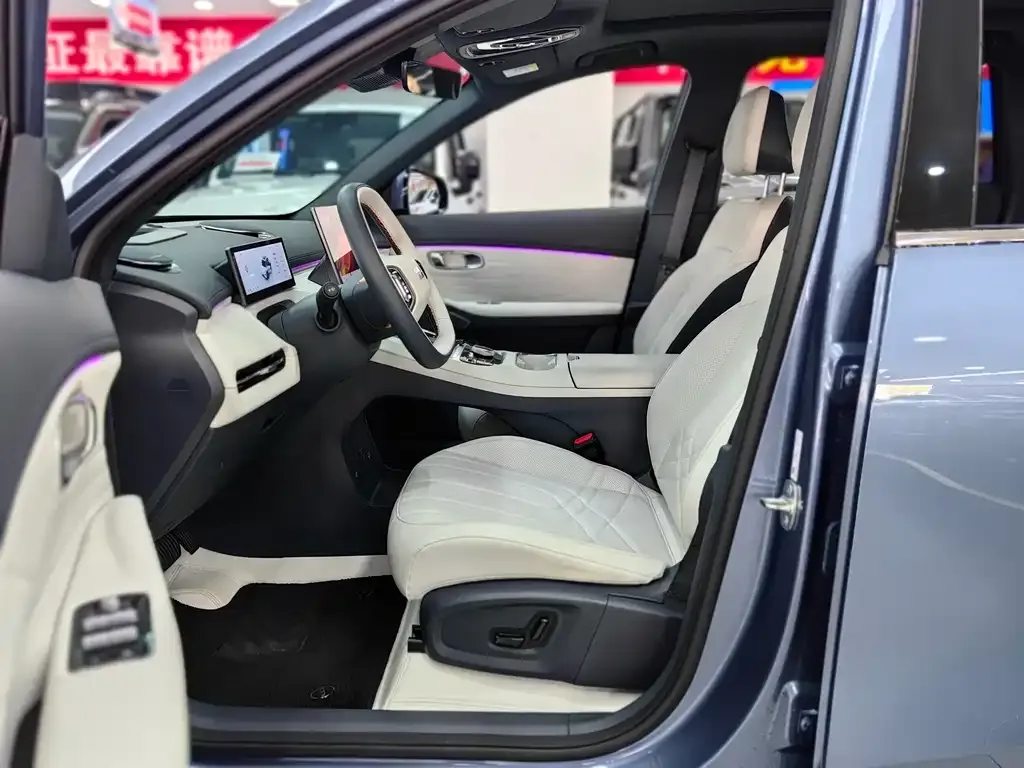 Geely Galaxy Xingjian 7 — фото 3