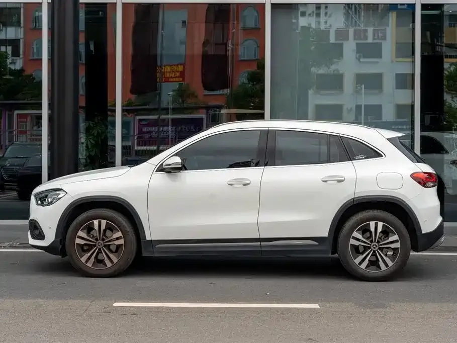 Mercedes-Benz GLA — фото 5