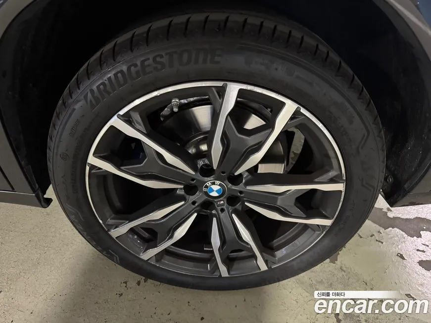 BMW X4 2025 из KR, фото 5