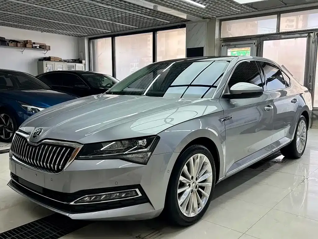 Skoda Superb 2023 из CN, фото 1