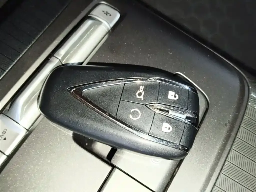 Changan Eado PHEV 2026 из CN, фото 3