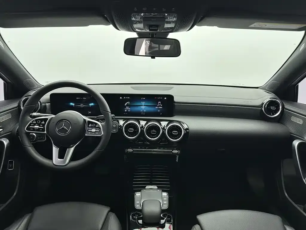 Mercedes-Benz A-Class 2022 из CN, фото 10