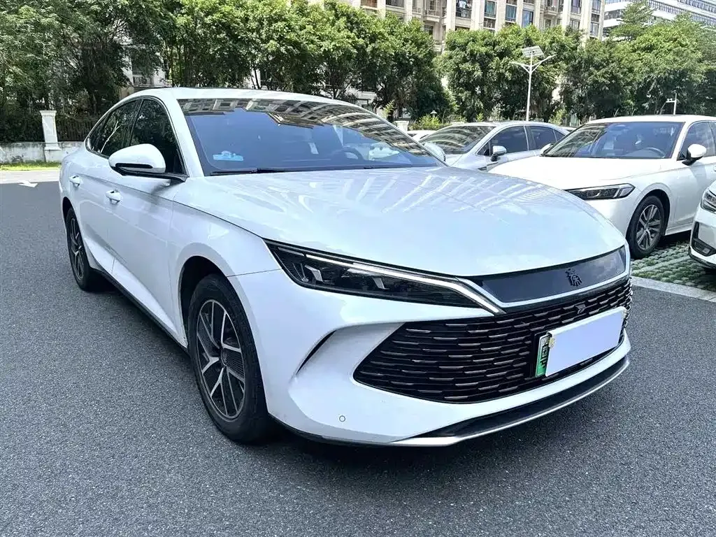 BYD Qin L — фото 8