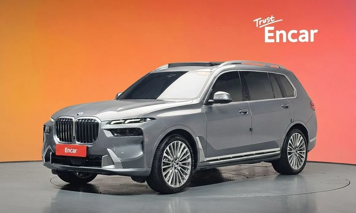 BMW X7 — фото 1