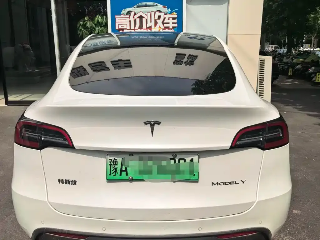 Tesla Model Y 2022 из CN, фото 8
