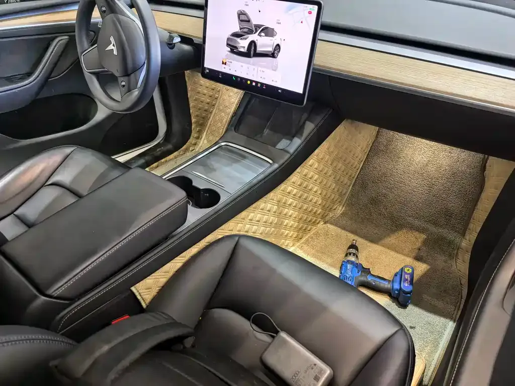 Tesla Model Y 2022 из CN, фото 9