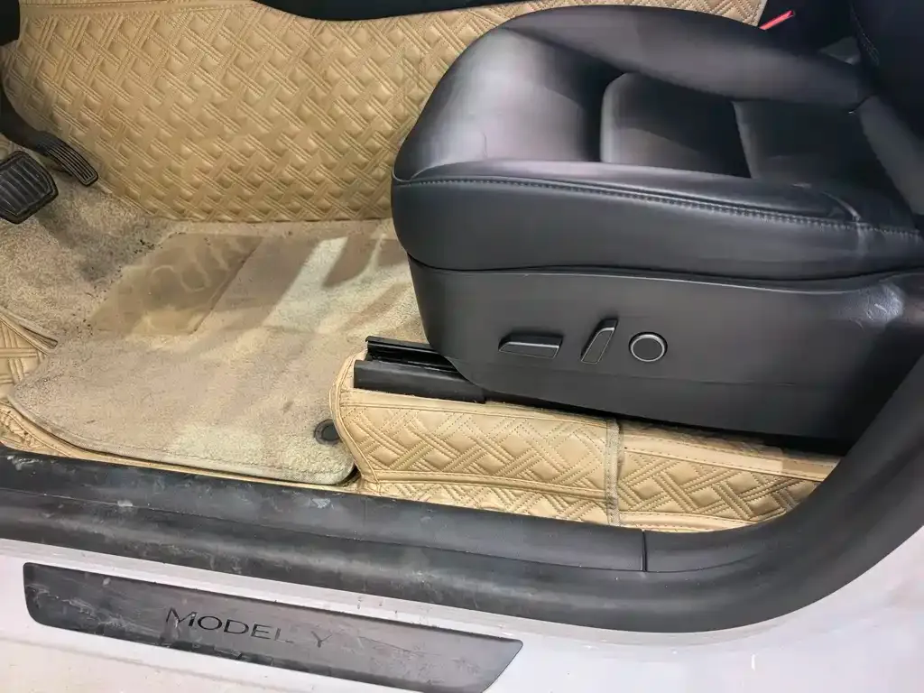 Tesla Model Y 2022 из CN, фото 7