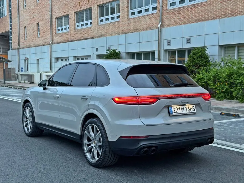 Porsche Cayenne 2023 из KR, фото 9