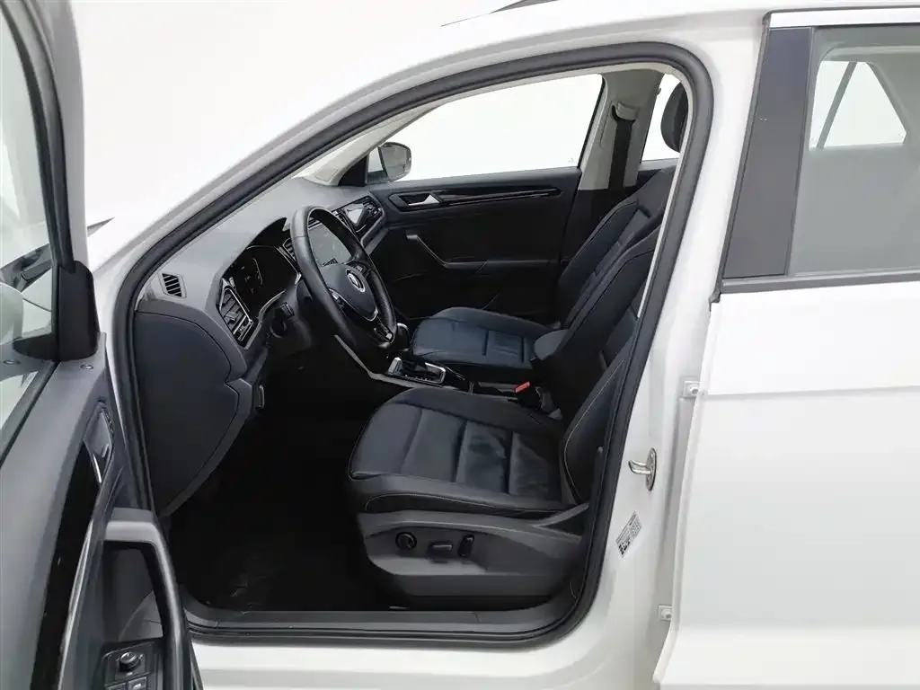 Volkswagen T-Roc 2022 из CN, фото 3