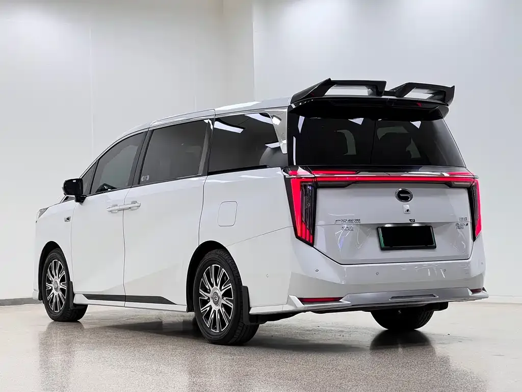 GAC Motor Trumpchi M8 — фото 4