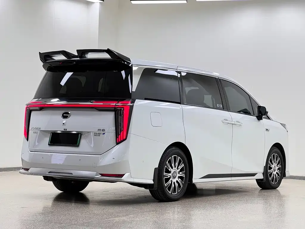 GAC Motor Trumpchi M8 — фото 10